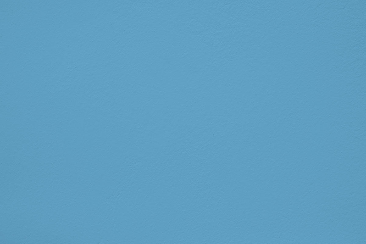 Peinture Milky sky appliquée sur un mur - teinte bleu ciel