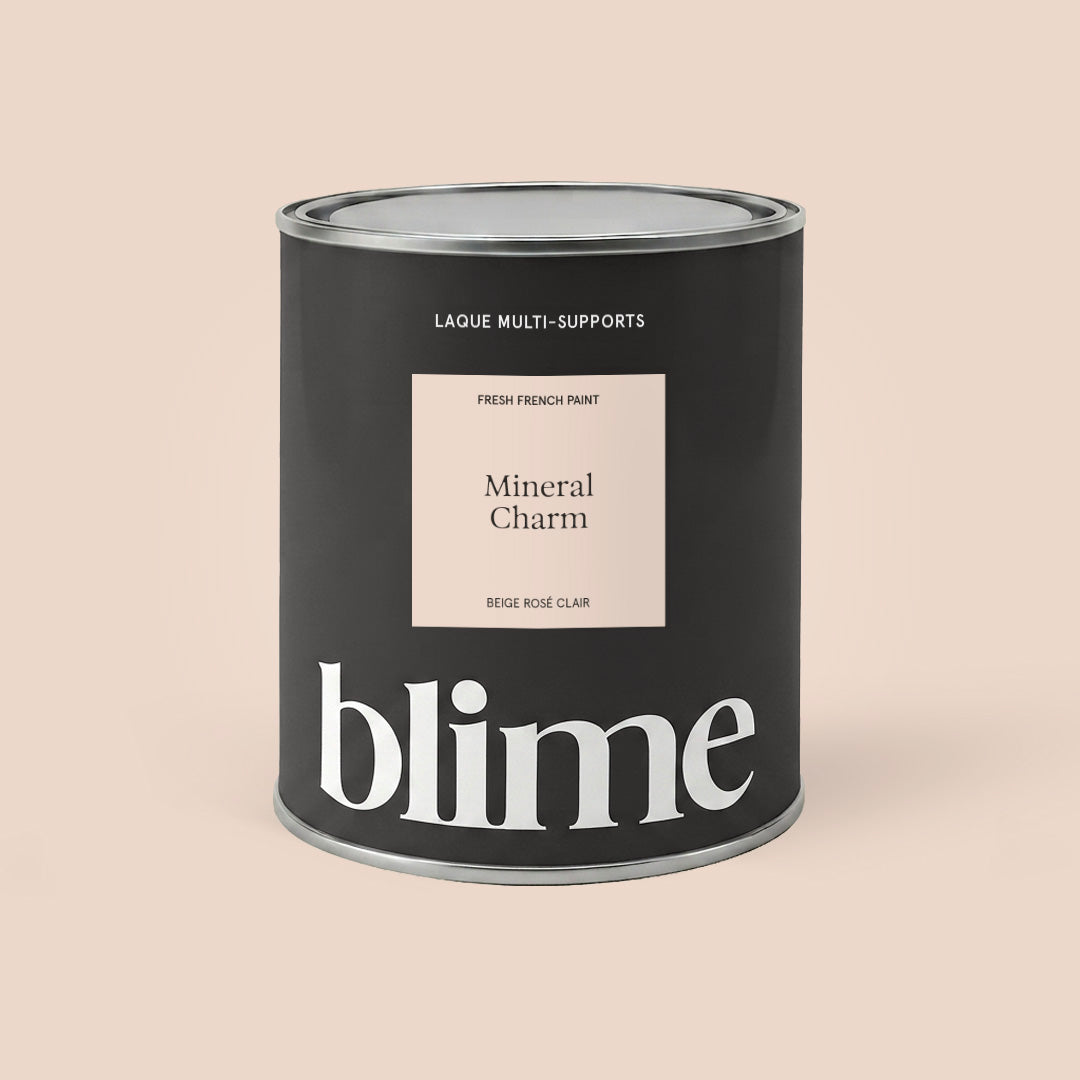 Mineral charm