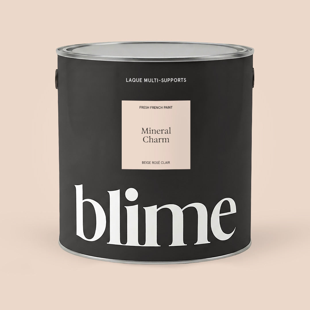 Mineral charm