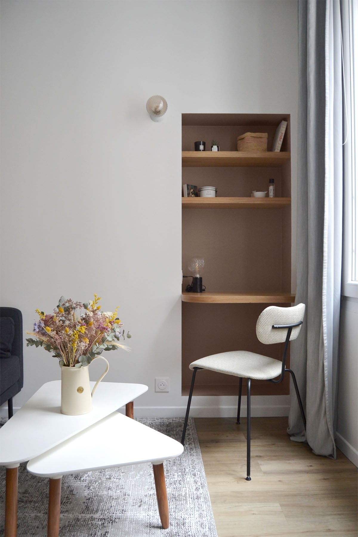 Inspiration déco : ambiance 1 avec la peinture Dusty wind - teinte brun beige 