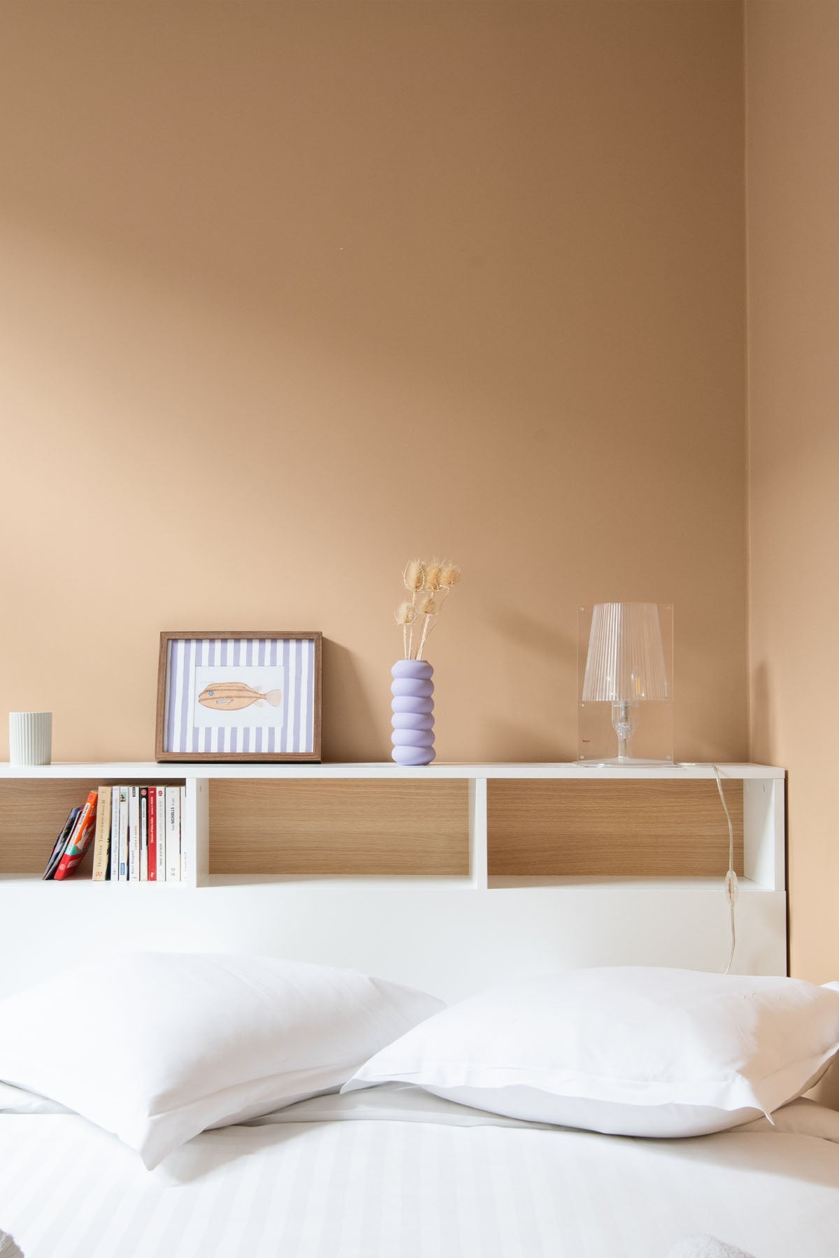 Inspiration déco : ambiance 1 avec la peinture Flat white - teinte caramel beige 