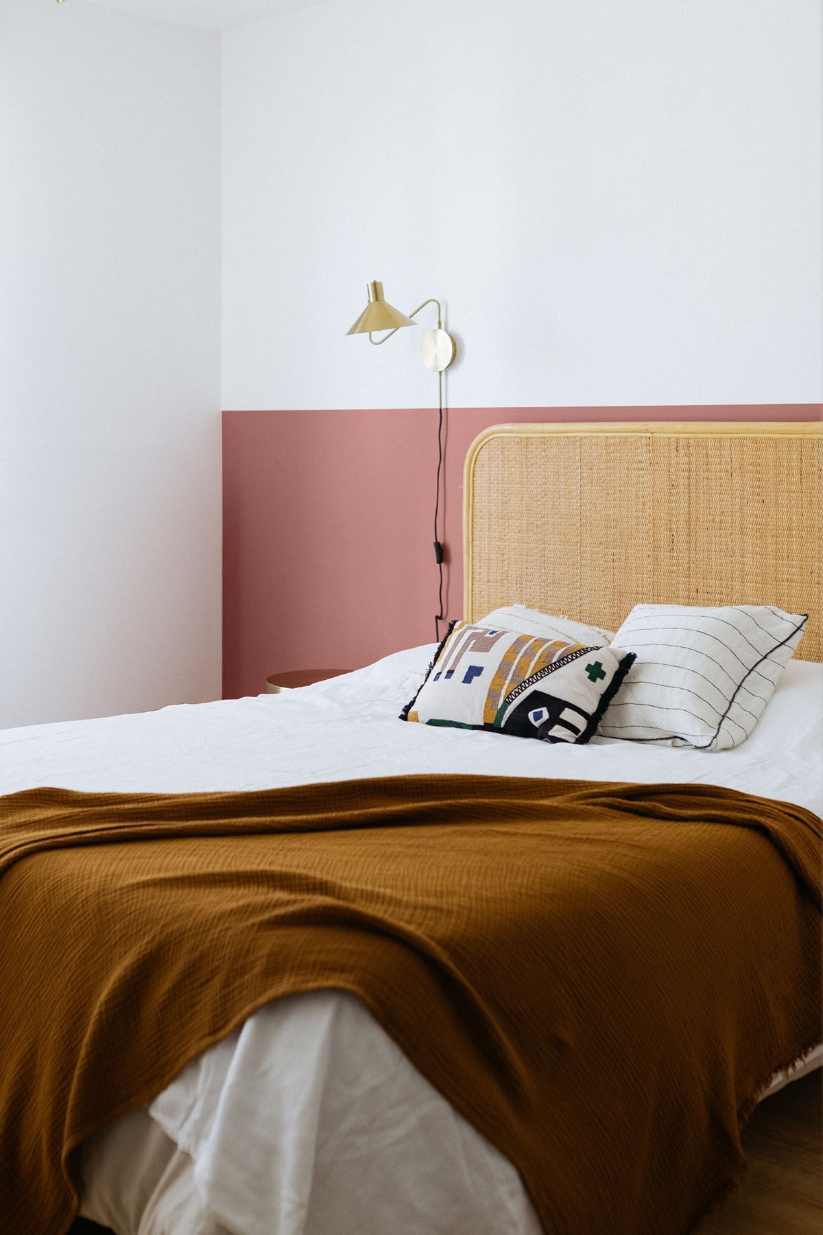 Inspiration déco : ambiance 2 avec la peinture Bella terra - teinte terracotta rouge 